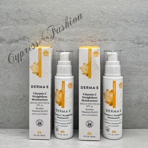 🍀 $25 Two Derma-E Vitamin C Weightless Moisturizers Broad Spectrum SPF 45